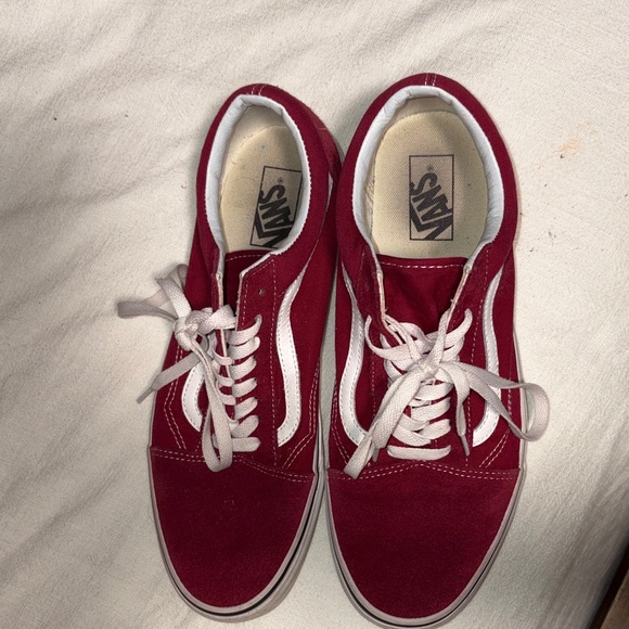Vans Men's Burgundy Sneakers - Picture 2 of 6